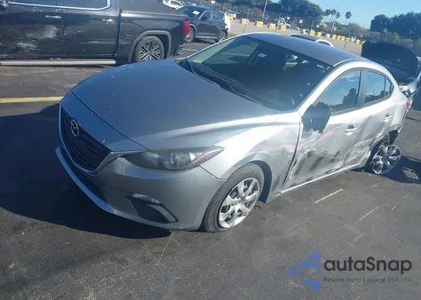 2015 Mazda Mazda3 I Sv z USA, uszkodzony, nr VIN JM1BM1T72F1236275